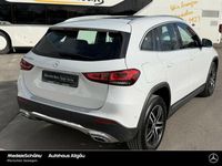 Gebraucht Mercedes GLA250 Progressive 218 PS (160 kW) 2021 Digitalweiß (metallic) SUV