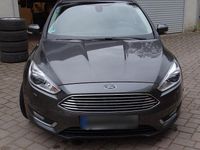 Usata Ford Focus 120 CV (88 kW) 2016 Grigio Station wagon