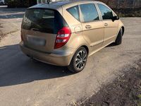 Gebraucht Mercedes A170 116 PS (85 kW) 2006 Gold Kleinwagen