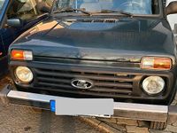 Gebraucht Lada Taiga 83 PS (61 kW) 2016 Grün SUV