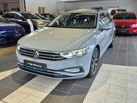 Gebraucht VW Passat Business 200 PS (147 kW) 2022 Mondsteingrau Kombi