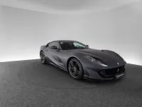 Gebraucht Ferrari 812 795 PS (584 kW) 2021 Grigio silverstone Coupé