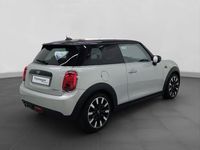 Gebraucht Mini Cooper 136 PS (100 kW) 2019 Silber Kleinwagen