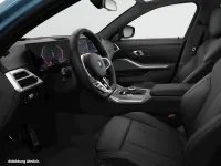 Gebraucht BMW 330e Sport Line 292 PS (214 kW) 2025 Blau Kombi