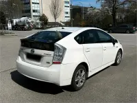 Gebraucht Toyota Prius 136 PS (100 kW) 2012 Weiß Limousine