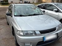 Gebraucht Mazda 323F 88 PS (64 kW) 1998 Silber Kleinwagen