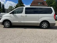 Gebraucht Hyundai H-1 136 PS (100 kW) 2016 Weiß Van / Kleinbus