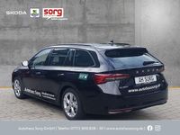 Gebraucht Skoda Octavia 204 PS (150 kW) 2025 Blackmagic perleffekt Kombi