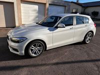 Gebraucht BMW 116 Advantage 116 PS (85 kW) 2015 Weiß Kleinwagen