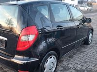 Gebraucht Mercedes A180 Avantgarde 109 PS (80 kW) 2010 Schwarz Van / Kleinbus