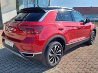 Neu VW T-Roc Style 150 PS (110 kW) 2026 Kingsred / schwarz SUV