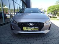 gebraucht Hyundai i30 Kombi 1.0 T-GDI Select