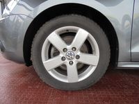 Gebraucht VW Jetta Life 105 PS (77 kW) 2013 Grau Limousine