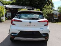 Gebraucht Renault Captur Intens 158 PS (116 kW) 2022 Weiß SUV