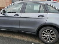 Gebraucht Mercedes GLC220 170 PS (125 kW) 2015 Grau Limousine