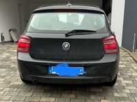 Gebraucht BMW 116 136 PS (100 kW) 2014 Schwarz Kleinwagen
