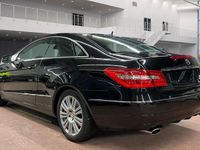 Gebraucht Mercedes E300 252 PS (185 kW) 2012 Schwarz Coupé