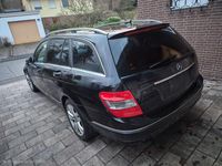 Gebraucht Mercedes C180 156 PS (114 kW) 2009 Schwarz Kombi