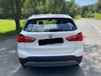 gebraucht BMW X1 sDrive18i/unfallfrei/Scheckheft/AHK