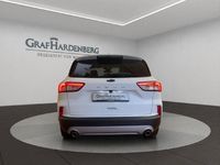 Gebraucht Ford Kuga Titanium 150 PS (110 kW) 2021 Weiß SUV