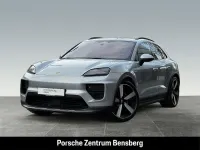 Second-hand Porsche Macan 4 Electric 300 kW (408 CP) 2024 Argintiu SUV