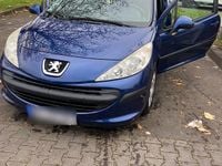 Gebraucht Peugeot 207 74 PS (54 kW) 2008 Blau Kleinwagen