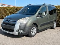 Gebraucht Citroën Berlingo 109 PS (80 kW) 2009 Grün Van / Kleinbus