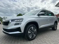 Gebraucht Skoda Karoq Selection 150 PS (110 kW) 2025 Brilliant silber (metallic) SUV