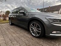 Gebraucht VW Passat 120 PS (88 kW) 2015 Grau Kombi