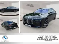 Gebraucht BMW 740 M Sport 299 PS (219 kW) 2025 Black sapphire metallic Limousine