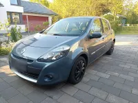 Gebraucht Renault Clio II Expression 75 PS (55 kW) 2009 Blau Kleinwagen