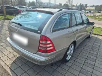 Gebraucht Mercedes C230 Avantgarde 204 PS (150 kW) 2007 Gold Kombi