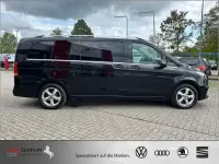 Gebraucht Mercedes V300 Avantgarde 237 PS (174 kW) 2023 Obsidianschwarz metallic Van / Kleinbus