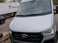 Gebraucht Hyundai H 350 150 PS (110 kW) 2016 Silber Van