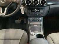 Gebraucht Mercedes B220 170 PS (125 kW) 2014 Polarsilber  metalliclack Van / Kleinbus