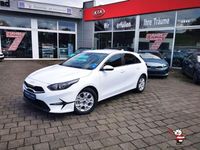 Neu Kia Ceed 101 PS (74 kW) 2025 Weiss Kleinwagen