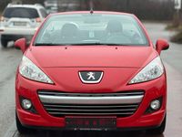 Gebraucht Peugeot 207 CC Access 120 PS (88 kW) 2012 Rot Cabrio