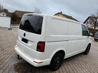 Gebraucht VW Transporter 150 PS (110 kW) 2021 Weiß Van