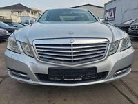 Gebraucht Mercedes E250 204 PS (150 kW) 2010 Iridiumsilber Limousine