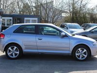 gebraucht Audi A3 1.6 Attraction*KLIMAAUTOMATIK*SHZ*ALU*8 FACH