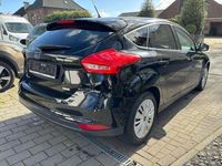 gebraucht Ford Focus EcoBoost Business Edition NAVI/SHZ/PDC