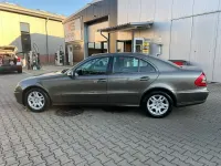 Gebraucht Mercedes 220 170 PS (125 kW) 2007 Beige Limousine