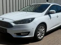 Gebraucht Ford Focus Titanium 125 PS (91 kW) 2017 Weiß Kombi
