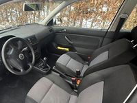 Gebraucht VW Golf IV 105 PS (77 kW) 2002 Grau Kleinwagen