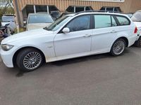 Gebraucht BMW 320 170 PS (125 kW) 2008 Weiß Kombi