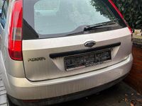 Gebraucht Ford Fiesta 60 PS (44 kW) 2004 Silber Kleinwagen