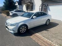 Gebraucht Mercedes 180 156 PS (114 kW) 2012 Weiß Limousine