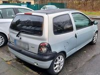 Używany Renault Twingo Initiale 75 KM (55 kW) 2005 Srebrny Hatchback