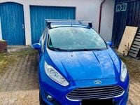 Gebraucht Ford Fiesta 101 PS (74 kW) 2013 Blau Kleinwagen