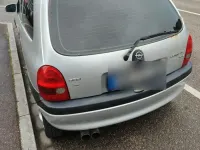 Gebraucht Opel Corsa Edition 65 PS (47 kW) 2000 Silber Kleinwagen